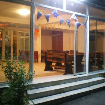 Maria Hotel *